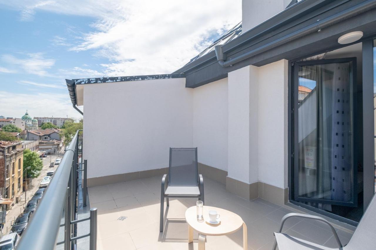 Large Terrace In Old Center Of Sofia By Flat Mаnager Apartment Bagian luar foto
