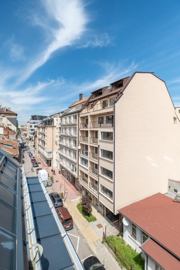 Large Terrace In Old Center Of Sofia By Flat Mаnager Apartment Bagian luar foto